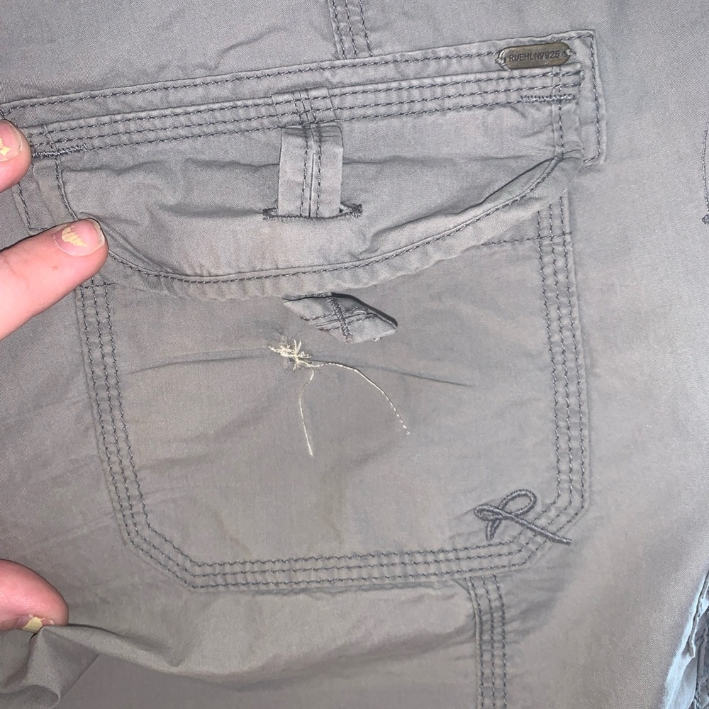 Reuhl No. 925 Grey Cargo Shorts Women’s Size Small - Picture 4 of 7